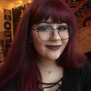 Meet your Posher, Sam